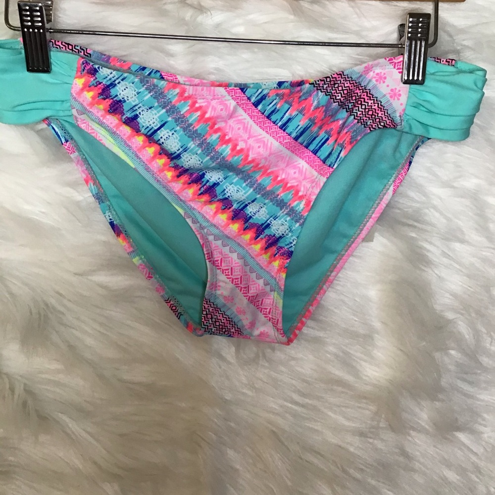 Bikini bottoms